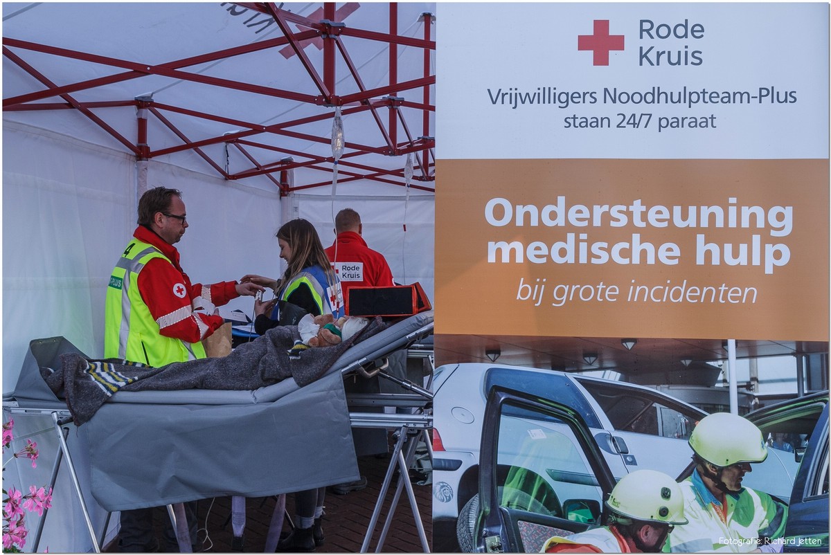 Rode Kruis inzet bij Veiligheidsdag . Foto-19.