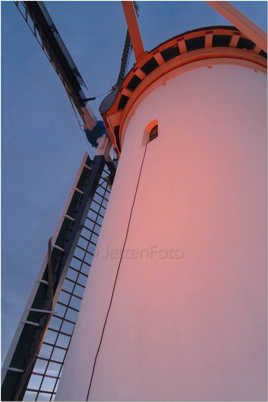 Molen in Orange Light. Foto-14.
